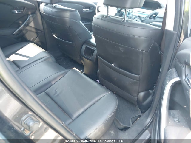5J8TB4H56EL800307 Acura j35z2