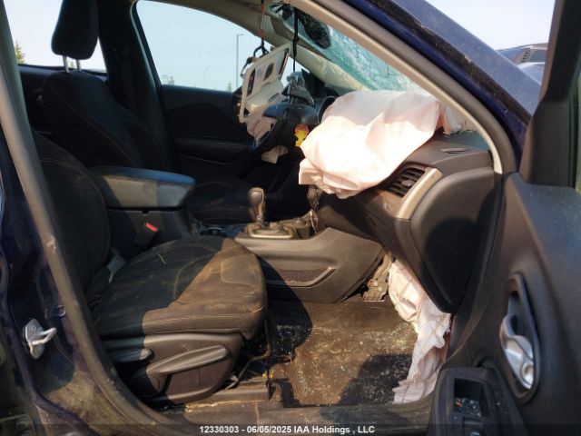 1C4PJMCS5GW139368 Jeep Cherokee