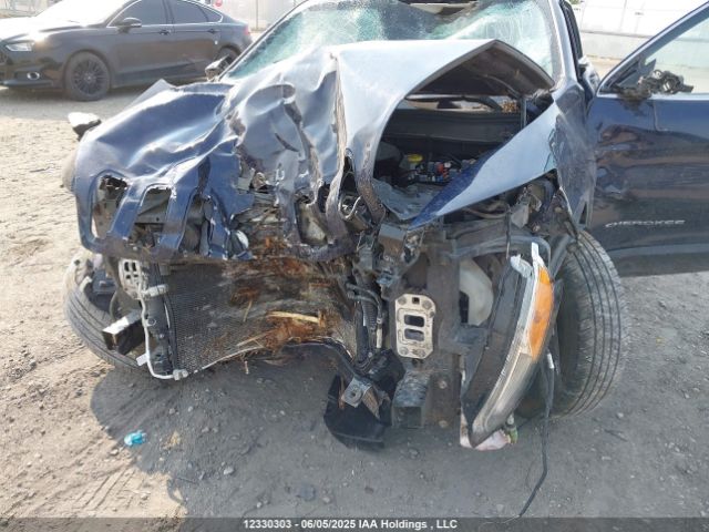 1C4PJMCS5GW139368 Jeep Cherokee