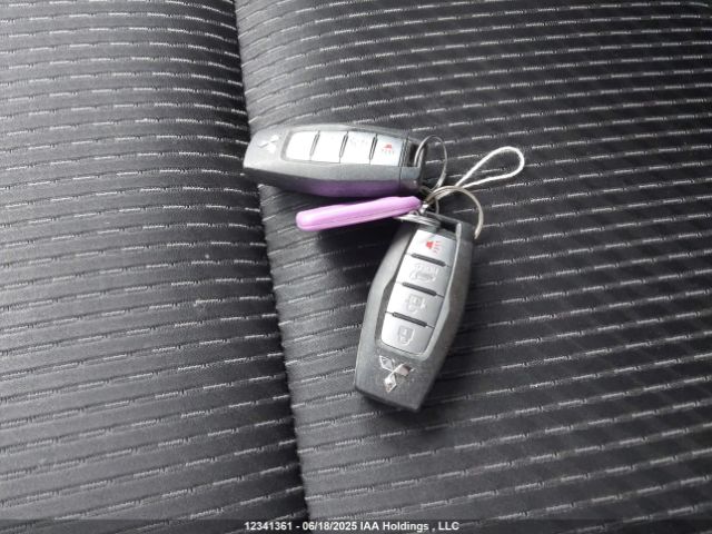 JA4J4UA80NZ603743 Mitsubishi Outlander