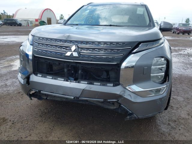 JA4J4UA80NZ603743 Mitsubishi Outlander