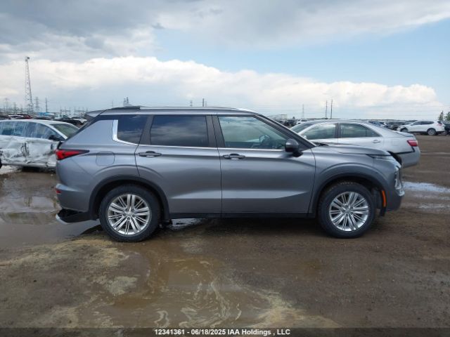 JA4J4UA80NZ603743 Mitsubishi Outlander