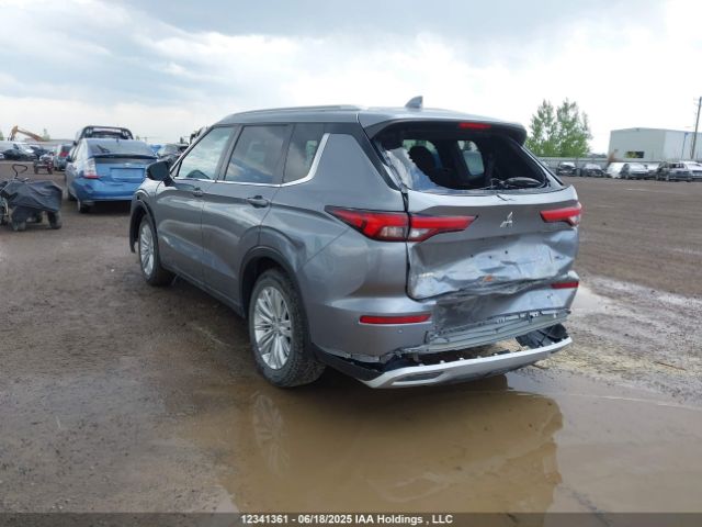 JA4J4UA80NZ603743 Mitsubishi Outlander