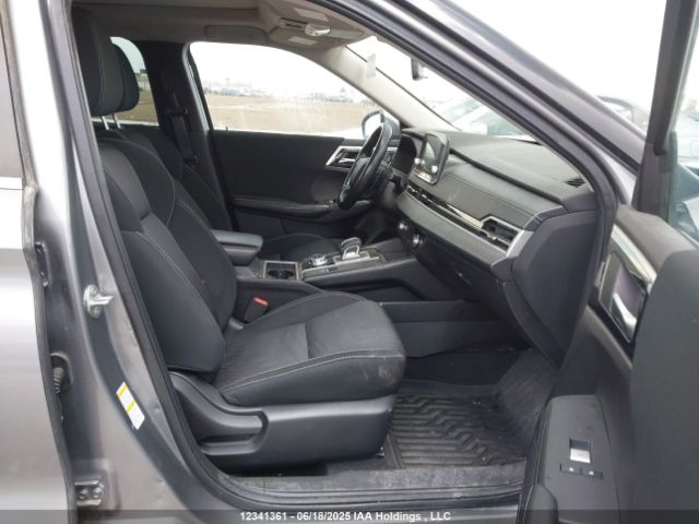 JA4J4UA80NZ603743 Mitsubishi Outlander