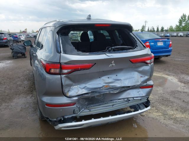 JA4J4UA80NZ603743 Mitsubishi Outlander