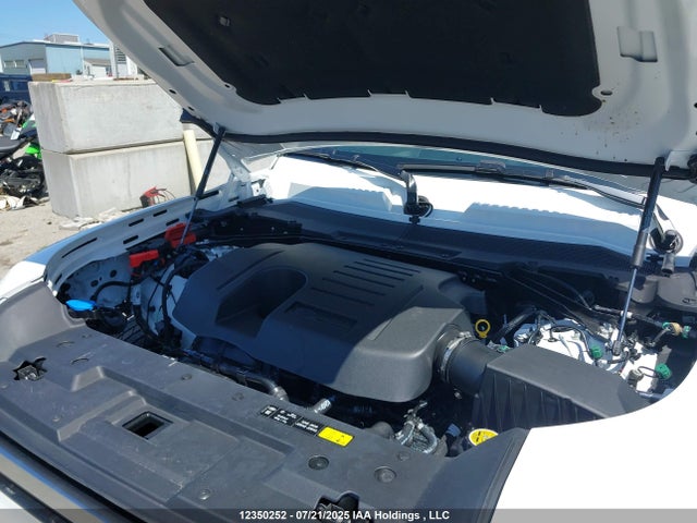 Land Rover aj120 2023 SALEP7EU8P2222945 Image 10