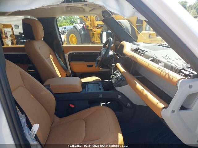 Land Rover aj120 2023 SALEP7EU8P2222945 Image 5