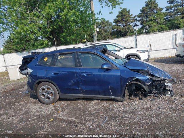 WBX73EF01R5Z64748 BMW X1