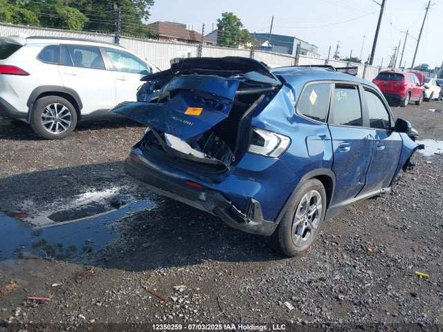 WBX73EF01R5Z64748 BMW X1