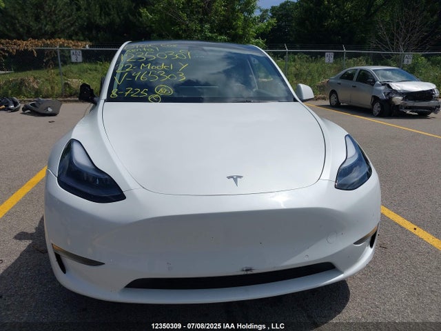 7SAYGDEE9NF465303 Tesla 2022
