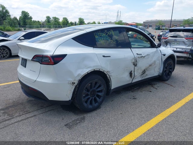7SAYGDEE9NF465303 Tesla 2022
