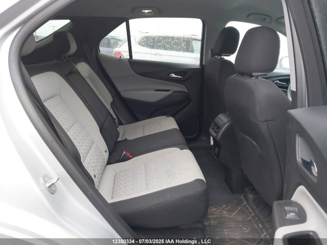 2GNAXUEV4N6150582 Chevrolet lyx