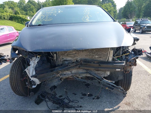 KNDMB5C15H6270055 KIA 2017
