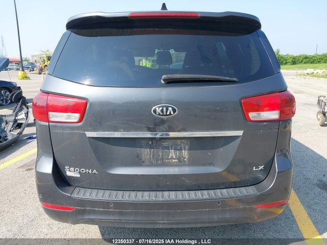 KNDMB5C15H6270055 KIA 2017