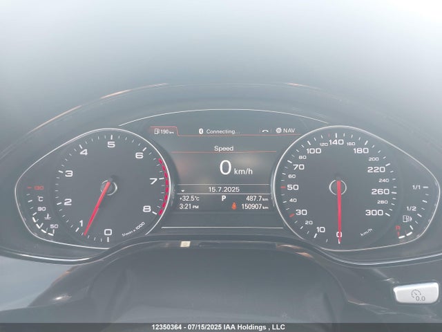 Audi A8 2016 WAUJ4AFD4GN009612 Image 16