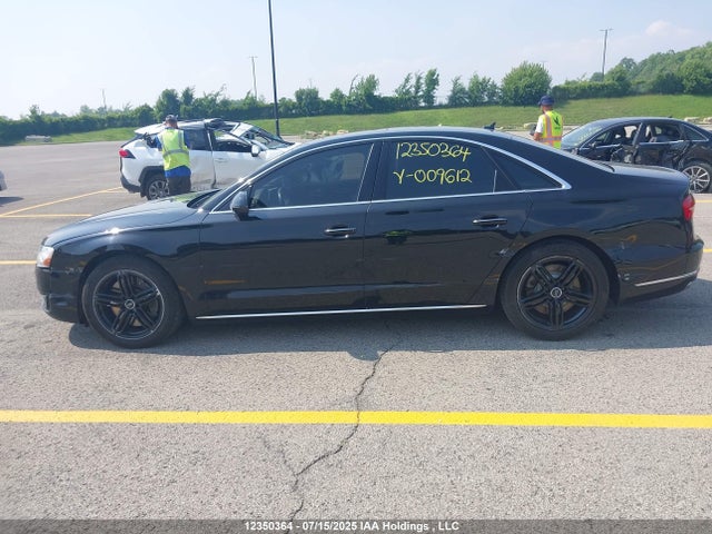 Audi A8 2016 WAUJ4AFD4GN009612 Image 6