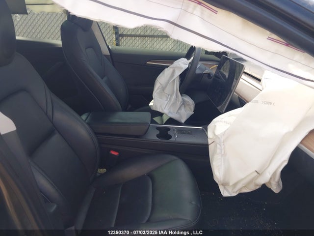 5YJ3E1EB5PF678124 Tesla MODEL 3