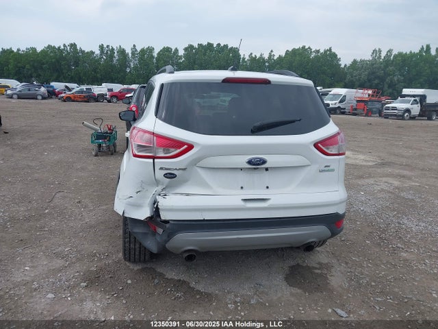1FMCU0GX2FUA01524 Ford Escape