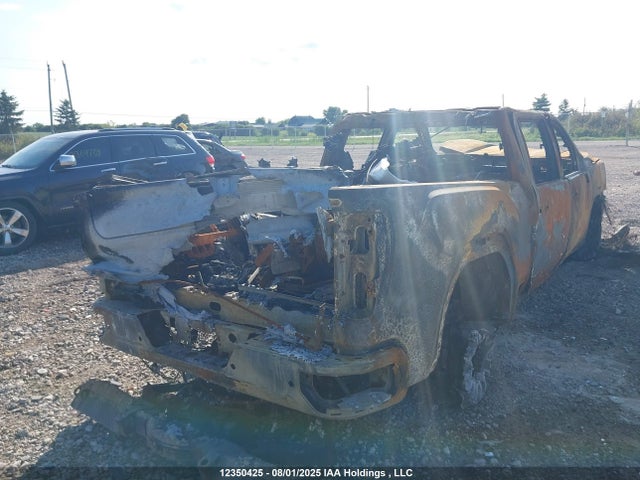 1GT49WEY8RF300923 GMC l5p