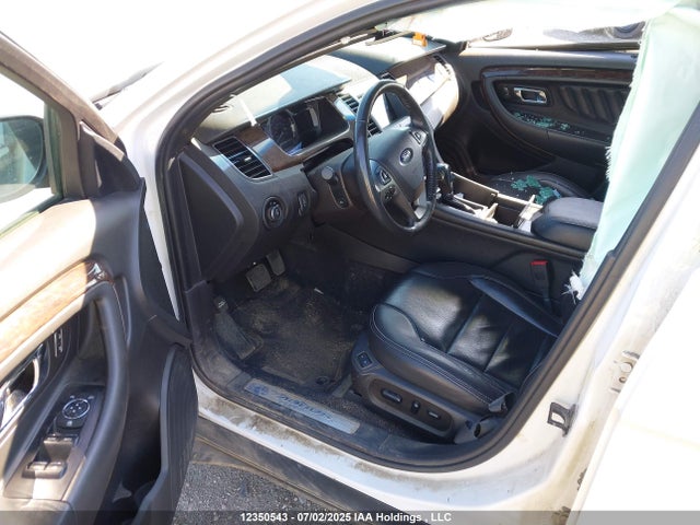 1FAHP2J83KG116792 Ford 2019