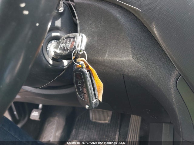 5XYZUDLBXJG516426 Hyundai gdi theta ii