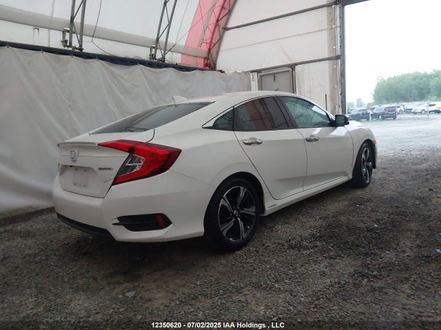 2HGFC1F9XHH109748 Honda l15b7