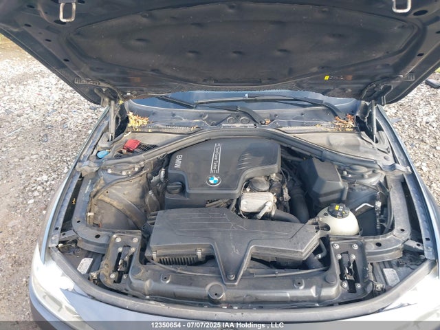 WBA8A3C56HK691380 BMW 320i
