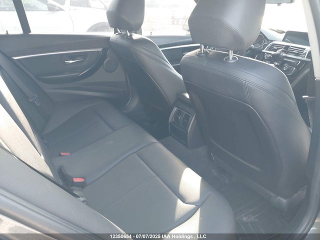 WBA8A3C56HK691380 BMW 320i