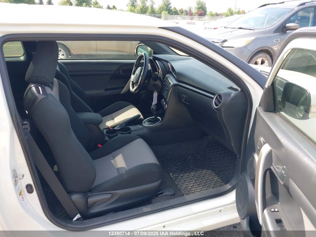 Scion 2ar-fe 2015 JTKJF5C78FJ009131 Image 5