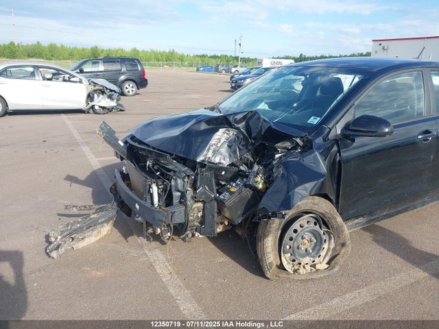 3KPA25AD9PE625902 KIA Rio Lx Premium/lx+