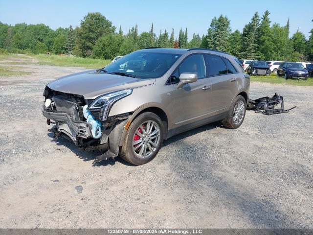 1GYKNGRS5NZ171377 Cadillac lgx