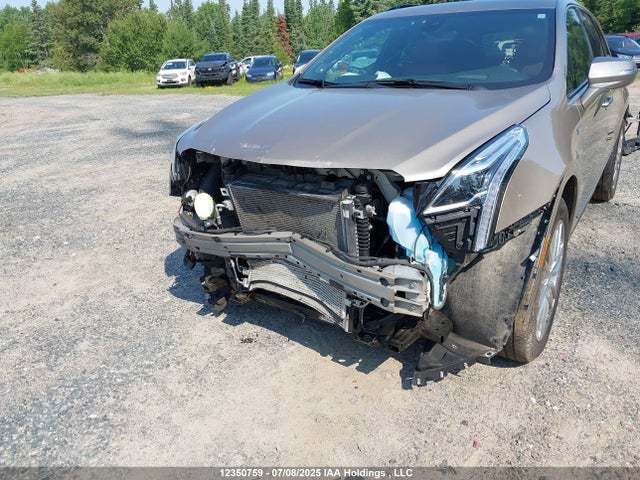 1GYKNGRS5NZ171377 Cadillac lgx