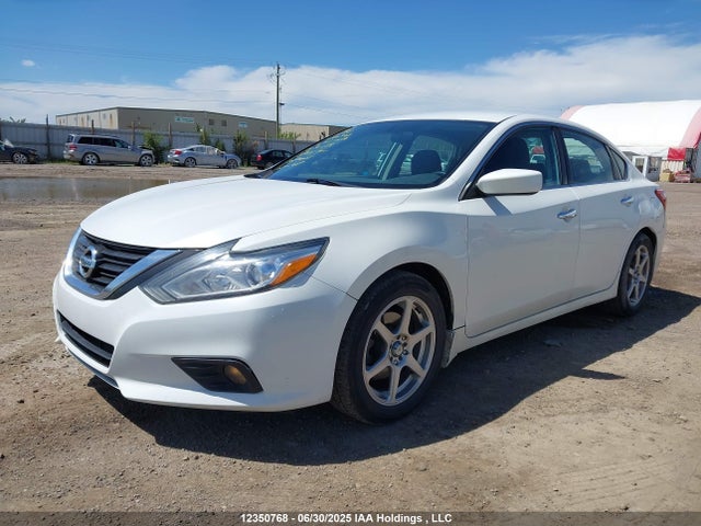 1N4AL3AP3GN311188 Nissan 2016