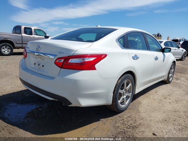 1N4AL3AP3GN311188 Nissan 2016