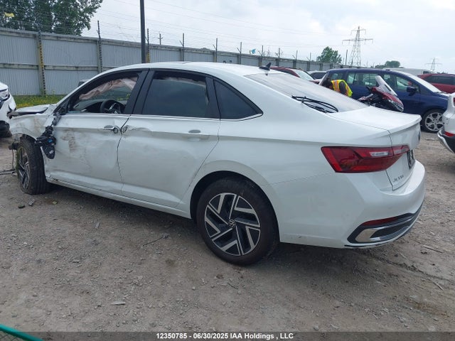 3VWGM7BU0RM075719 Volkswagen tsi