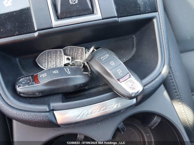 Porsche Macan 2022 WP1AA2A50NLB08369 Image 11