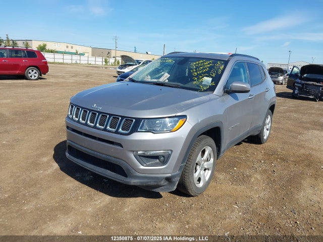 3C4NJDBB2JT145781 Jeep 2018