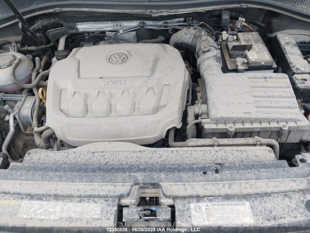 Volkswagen Tiguan 2018 3VV2B7AX6JM051655 Image 10