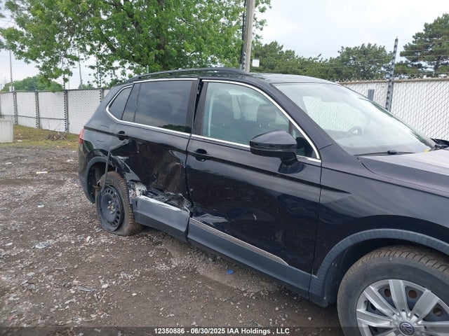 Volkswagen Tiguan 2018 3VV2B7AX6JM051655 Image 14