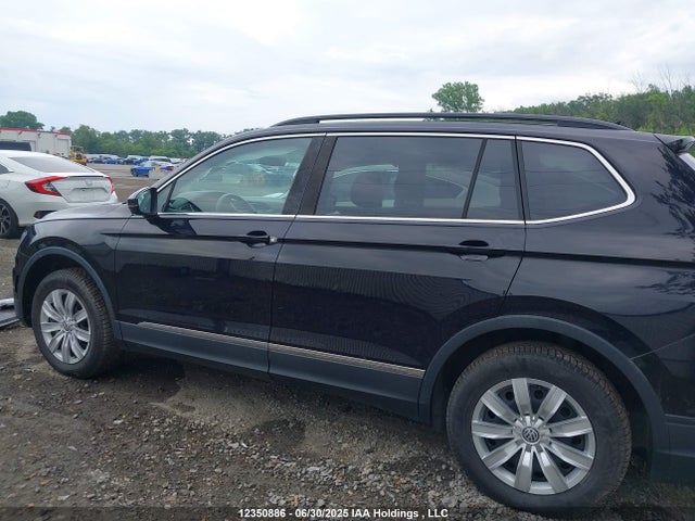 Volkswagen Tiguan 2018 3VV2B7AX6JM051655 Image 15