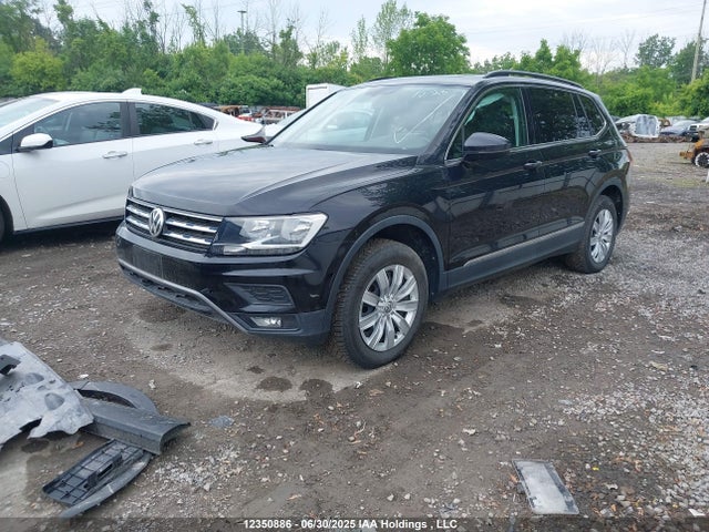 Volkswagen Tiguan 2018 3VV2B7AX6JM051655 Image 2