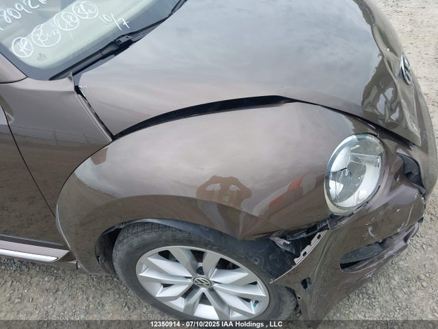 3VW5X7AT1EM807521 Volkswagen 2014