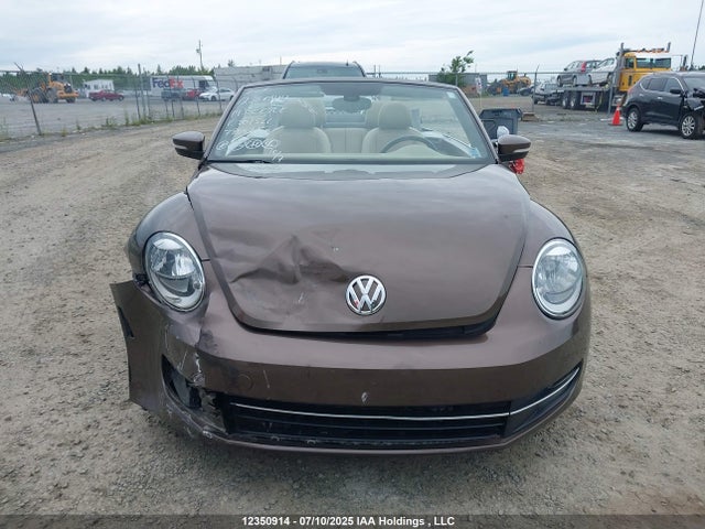 3VW5X7AT1EM807521 Volkswagen 2014