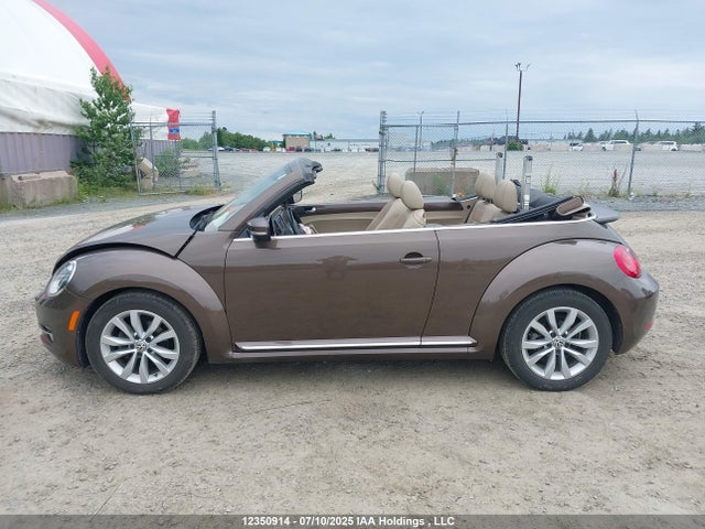 3VW5X7AT1EM807521 Volkswagen 2014