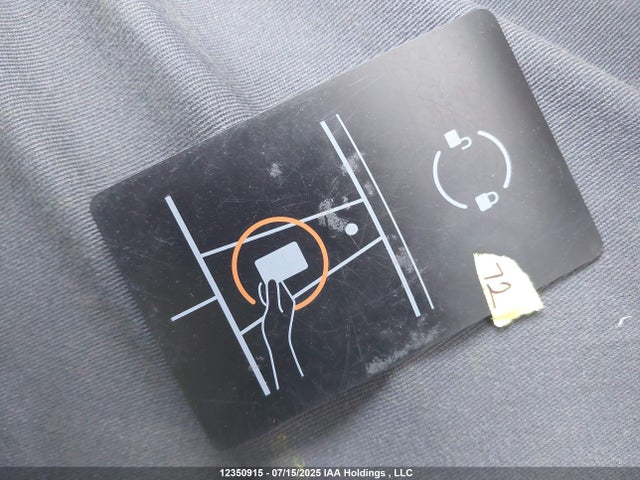 5YJ3E1EA3MF985827 Tesla MODEL 3