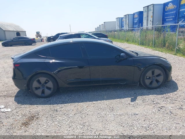 5YJ3E1EA3MF985827 Tesla MODEL 3