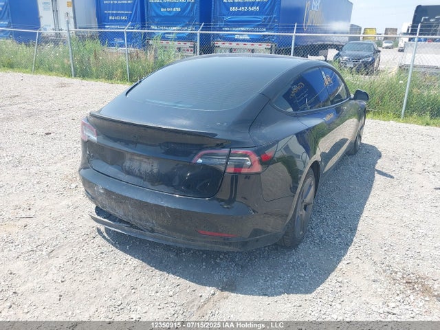 5YJ3E1EA3MF985827 Tesla MODEL 3