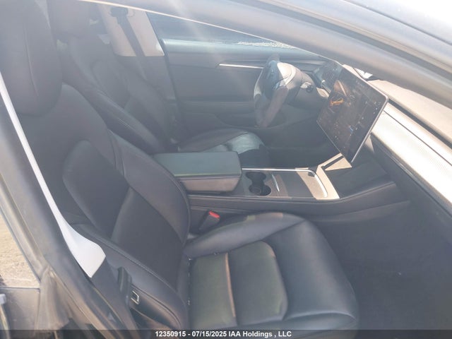 5YJ3E1EA3MF985827 Tesla MODEL 3
