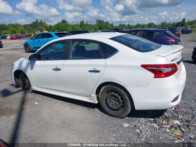 3N1CB7AP8HY221233 Nissan 2017