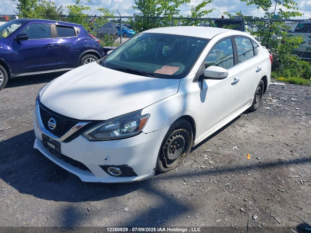 3N1CB7AP8HY221233 Nissan 2017